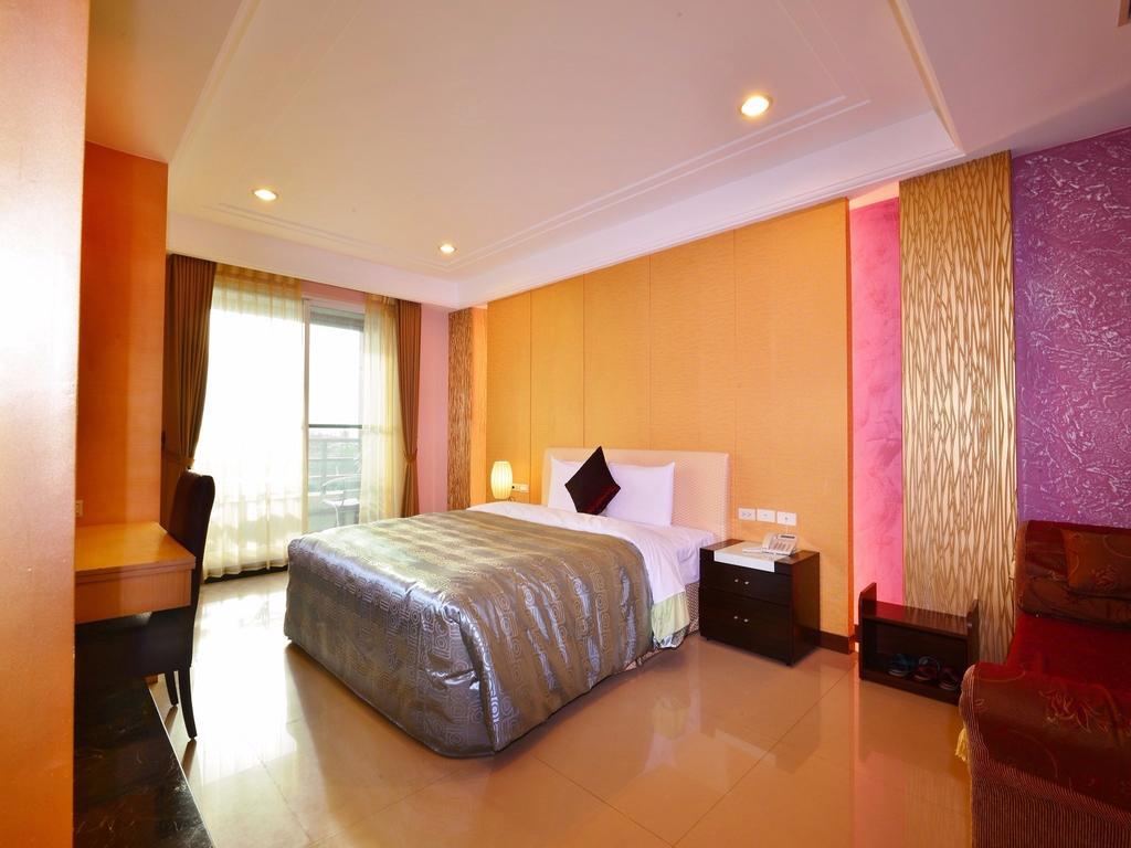 Tranquil Sea Vacation Hotel Kenting Exteriör bild